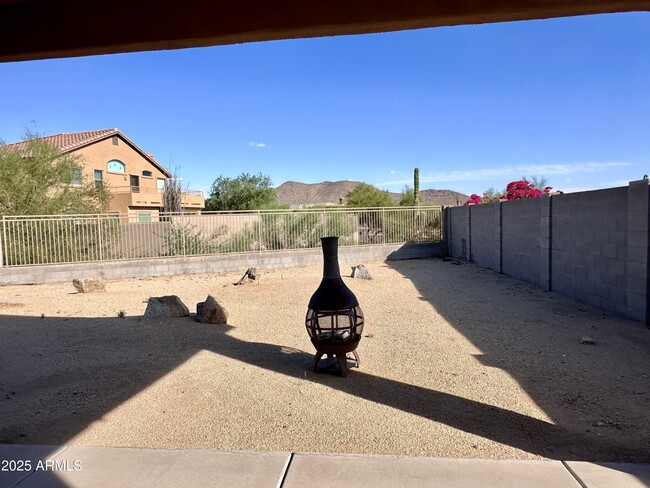 Building Photo - 10307 E Tierra Buena Ln