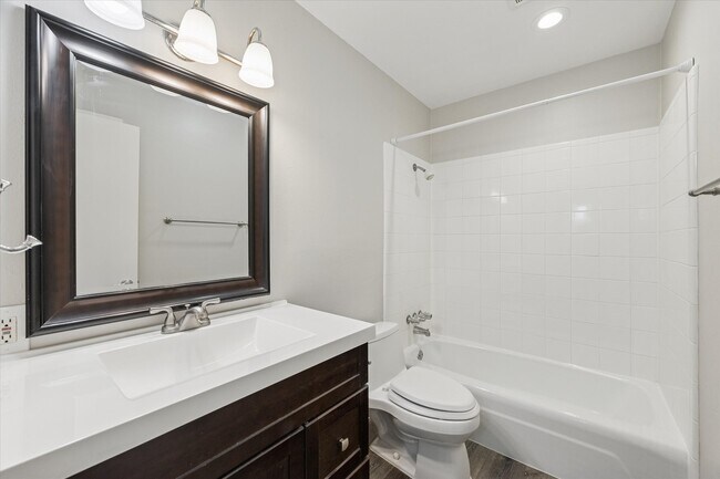 Building Photo - 9031 Gaylord Dr