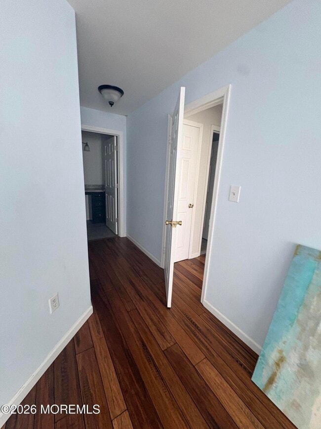 Building Photo - 103 Racquet Rd