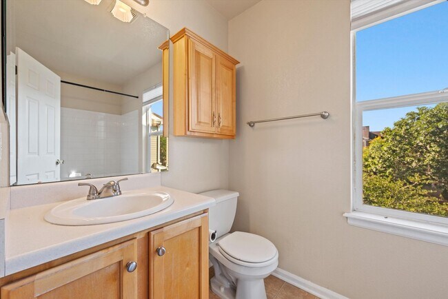 Building Photo - Beautiful 3-Bedroom Home in Cherry Creek School District with Fenced Yard & 2-Car Garage