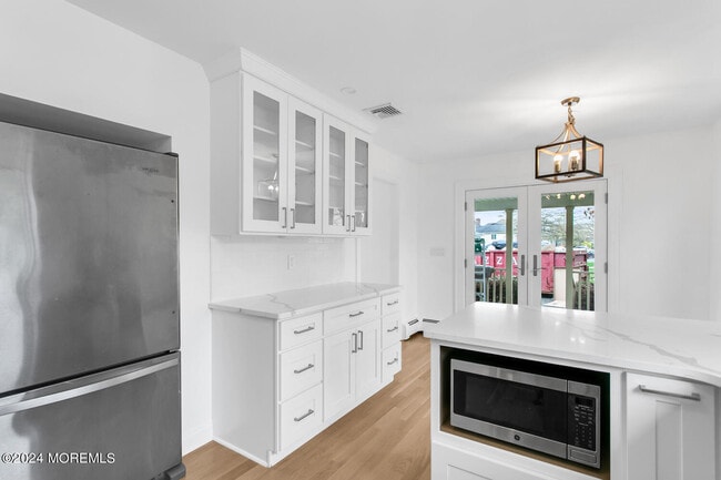 Building Photo - 74 S Ward Ave