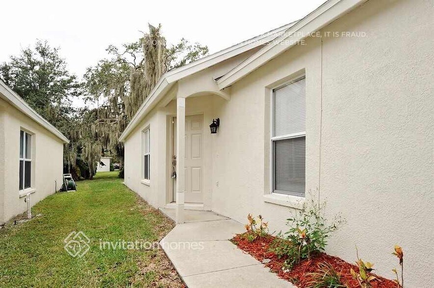 Building Photo - 5816 Tanagerlake Rd