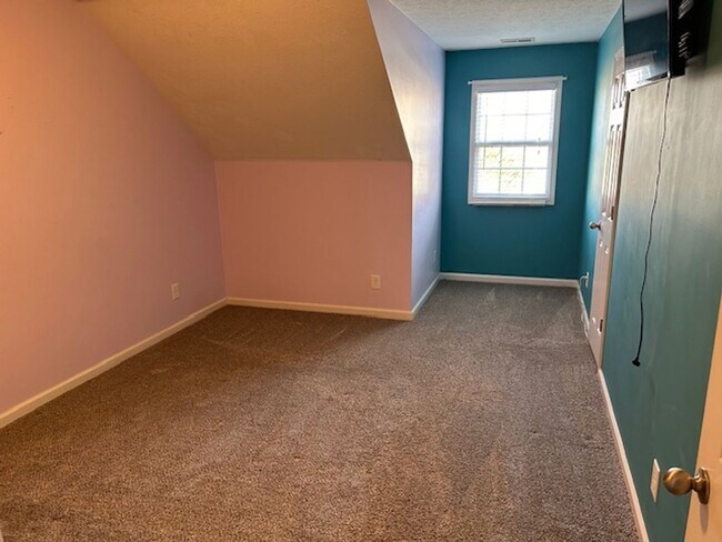 Building Photo - 3304 Heatherwood Trace