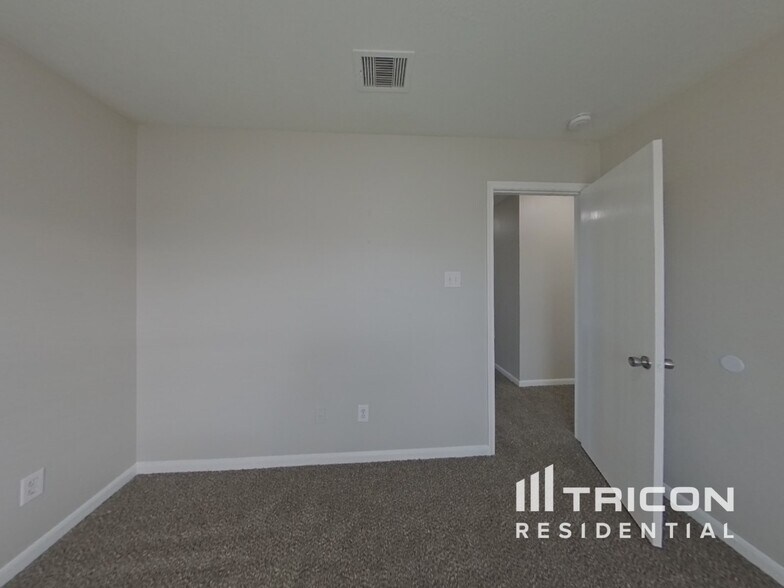 Building Photo - 20747 Hardwick Oaks Dr