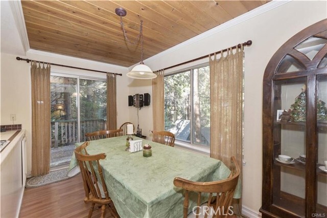 Building Photo - 27875 Rainbow Dr