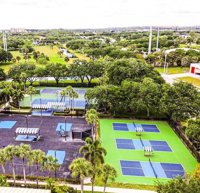 Building Photo - 3510 35th Way