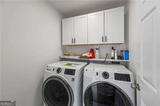 Building Photo - 367 Ayelsbury Ct