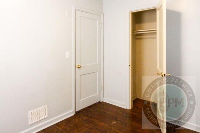 Building Photo - 3305 N 55th St