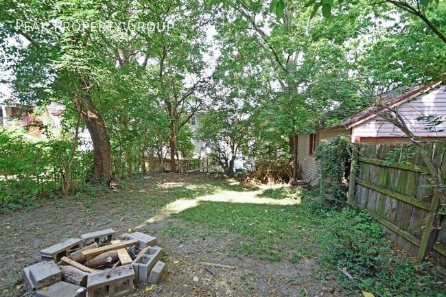 Building Photo - 2535 Vestry Ave