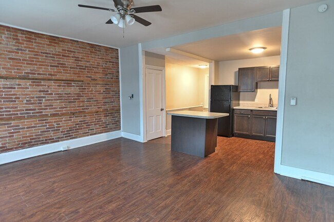 Building Photo - 1642 N 3rd St