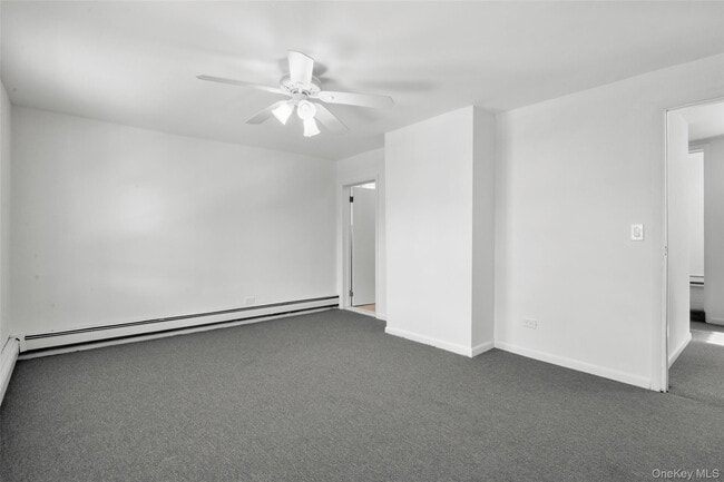 Building Photo - 156 Madison St