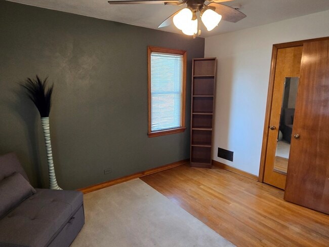 Building Photo - 14558 Turner Ave
