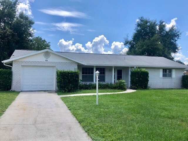 Building Photo - Adorable & Updated in DeBary!