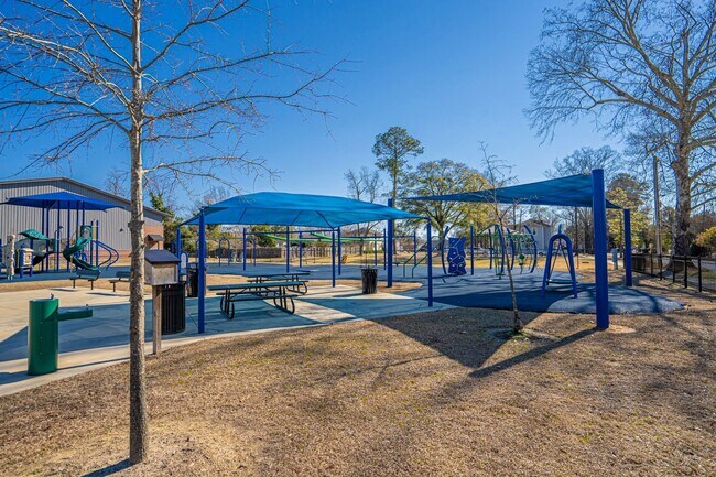 Building Photo - 869 Nursery Rdg Dr