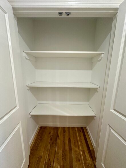 Pantry - 6917 43rd Ave
