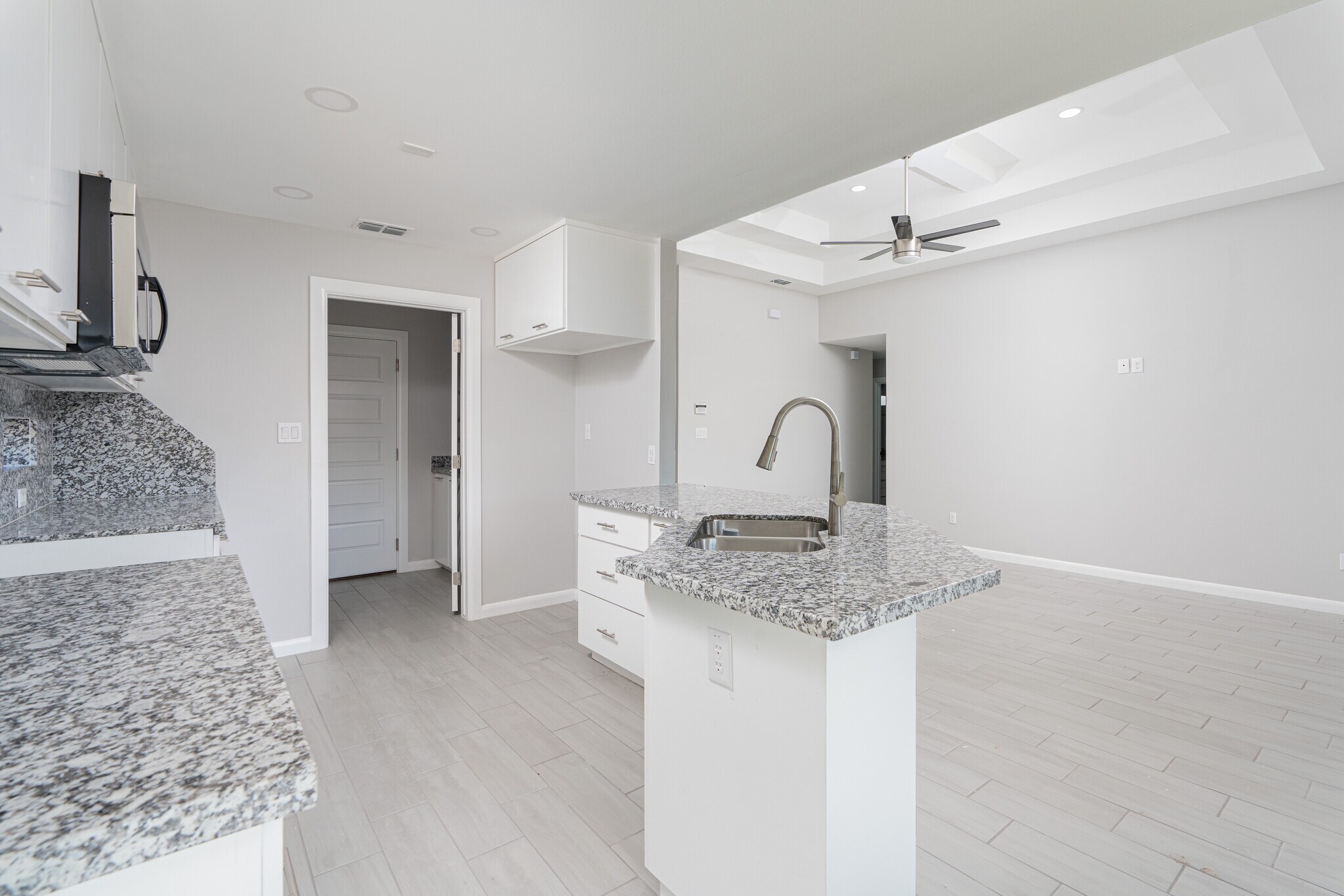 Building Photo - 2004 Ginger Ave