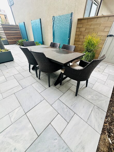 Building Photo - 601 Gadwall