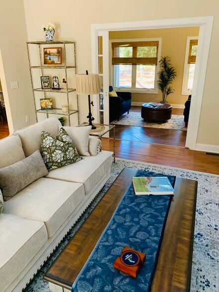 Building Photo - 107 Ritter Dr