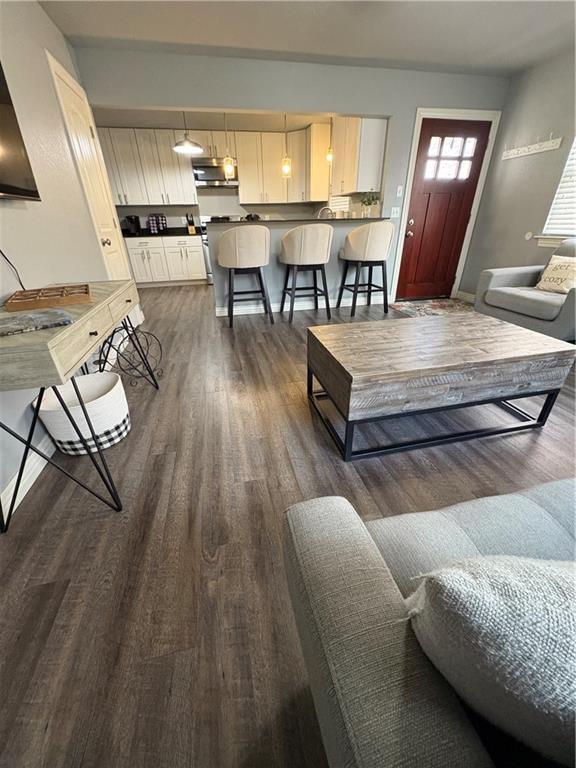 Building Photo - 810 E Central Ave