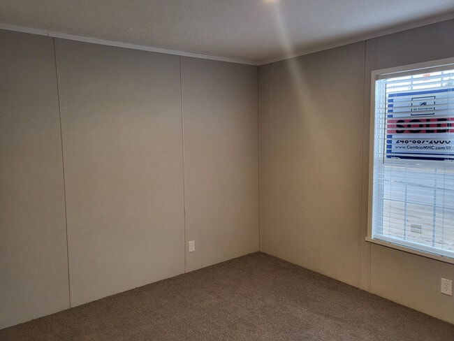 Building Photo - 152 Beech