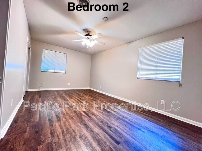 Building Photo - 3312 Little John Dr