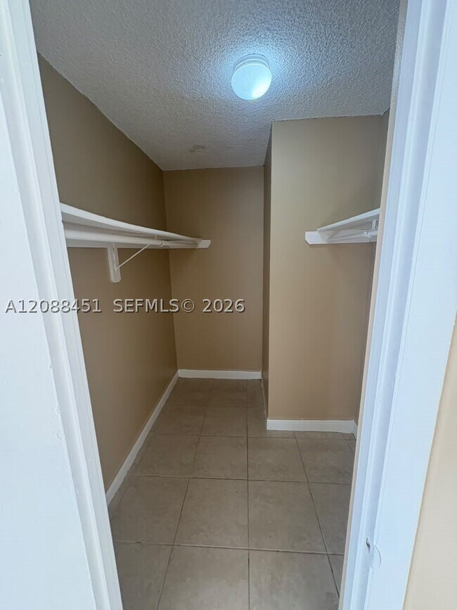 Building Photo - 488 NW 165th St