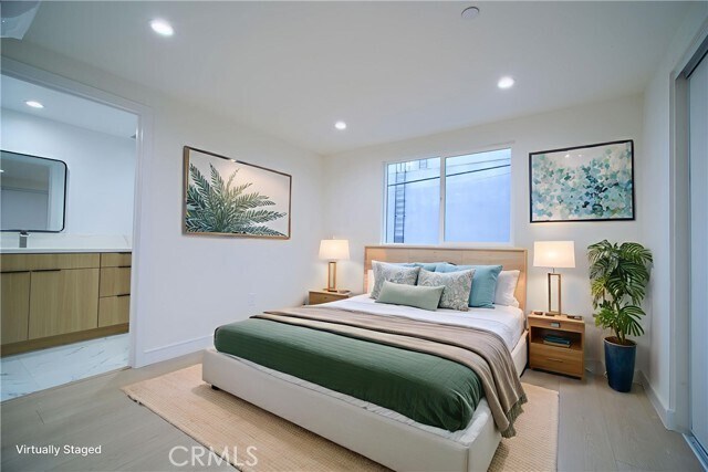 Building Photo - 259 S Ave 54