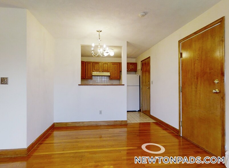 Building Photo - 278 Grove St