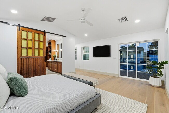 Building Photo - 2315 N 42nd St