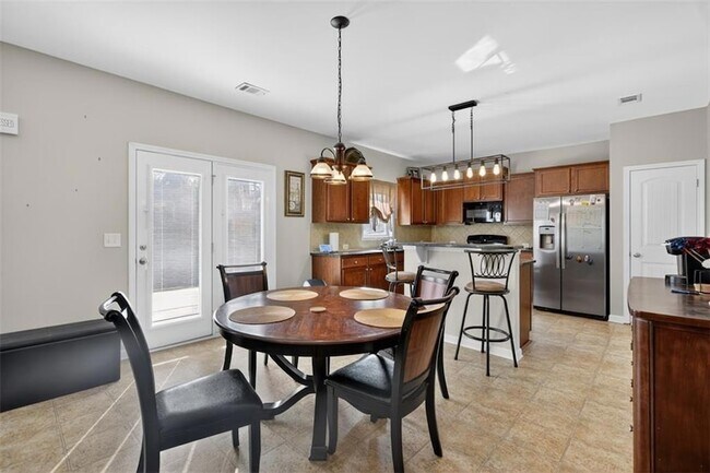 Building Photo - 267 Collingsworth Trace NE