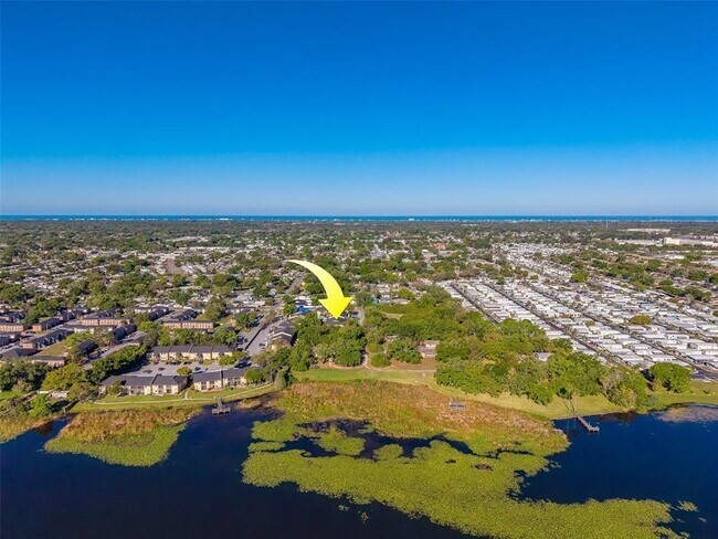 Building Photo - 12293 Sailwinds Dr