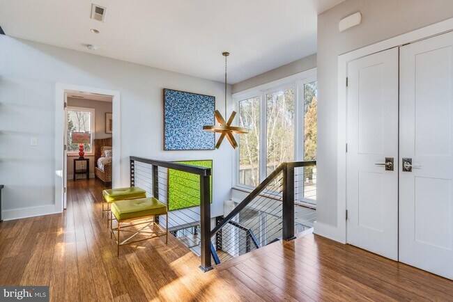 Building Photo - 34903 W Love Dr