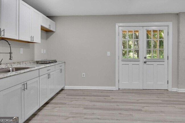 Building Photo - 2781 Jen Chris Dr