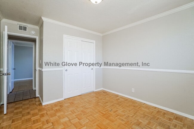 Building Photo - Bright & Spacious 4-Bedroom La Mirada Home