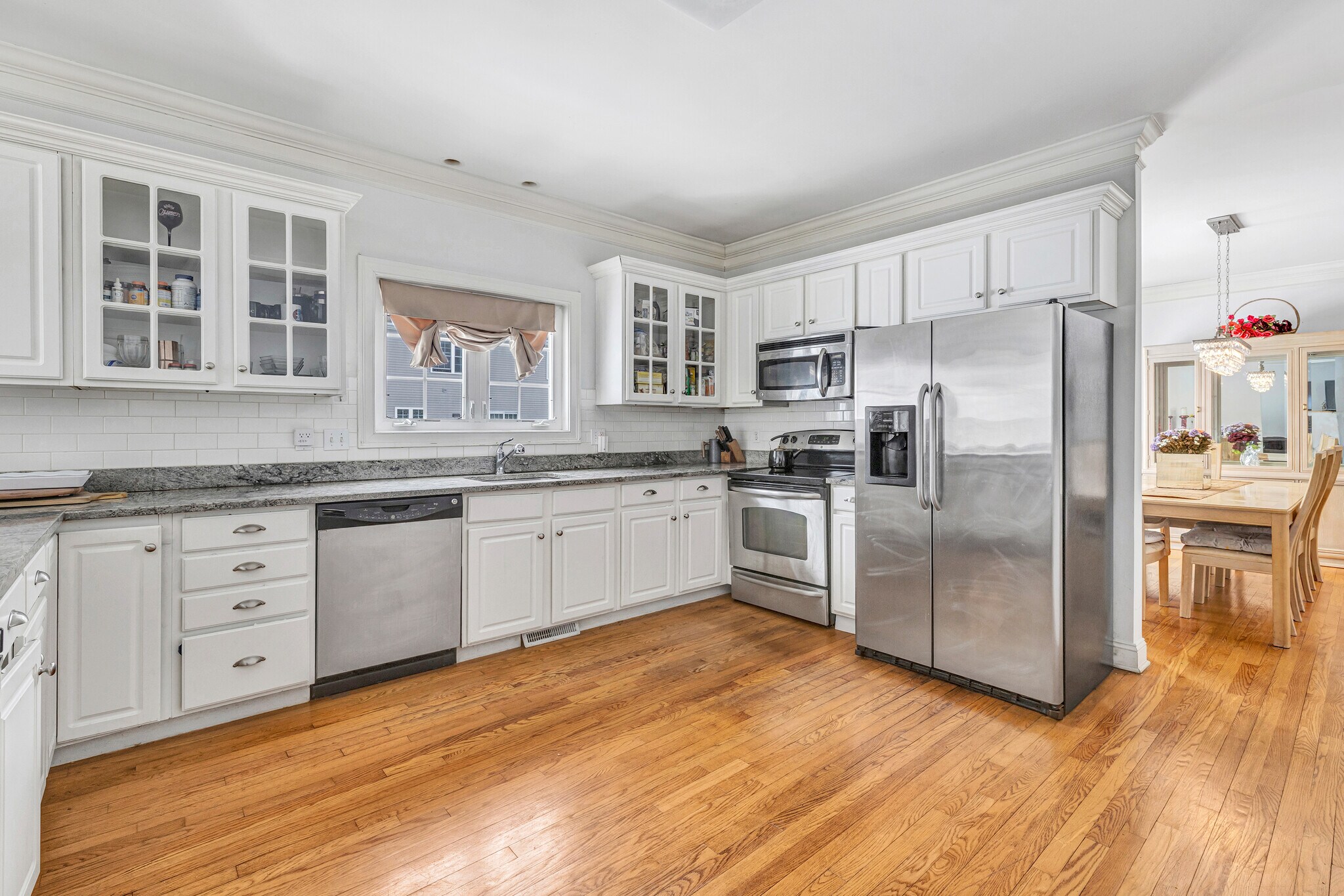 Building Photo - 240 Highland Ave