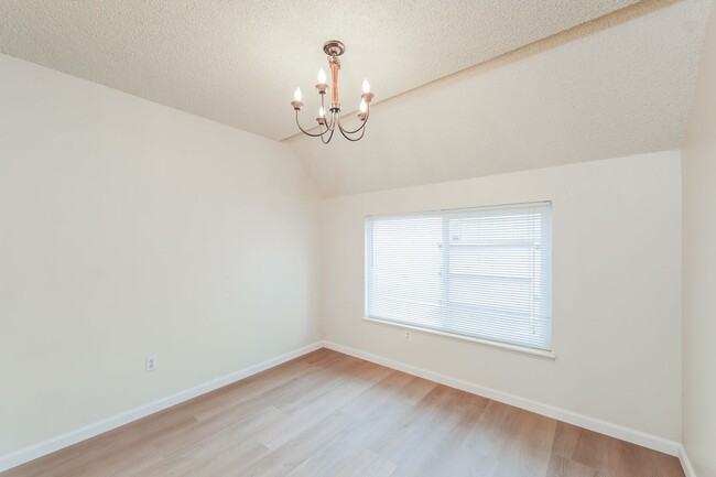 Building Photo - PURE Property Management Presents: Charming 3 bedroom 2 bath two story unit in Bennett Valley!