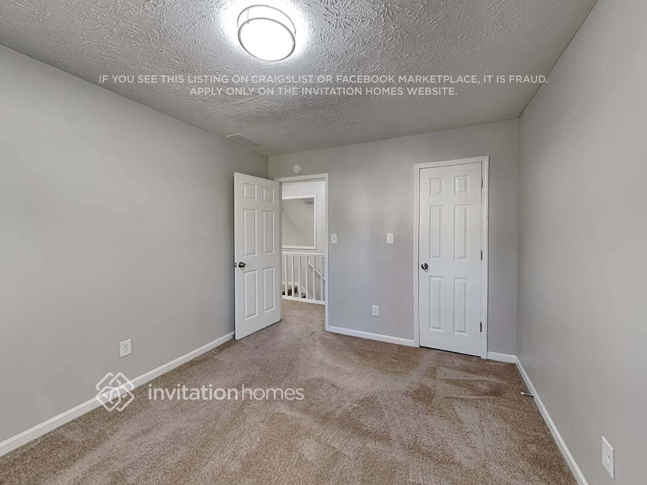 Building Photo - 1052 Autumn Crest Dr