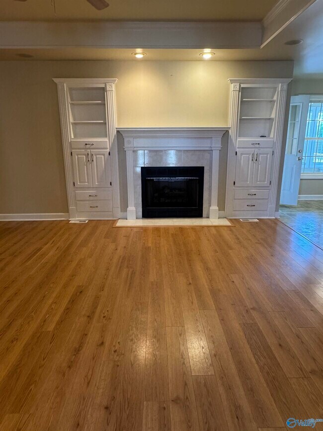 Building Photo - 101 Willowmere Cir