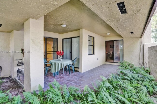 Building Photo - 9285 SW 125th Ave