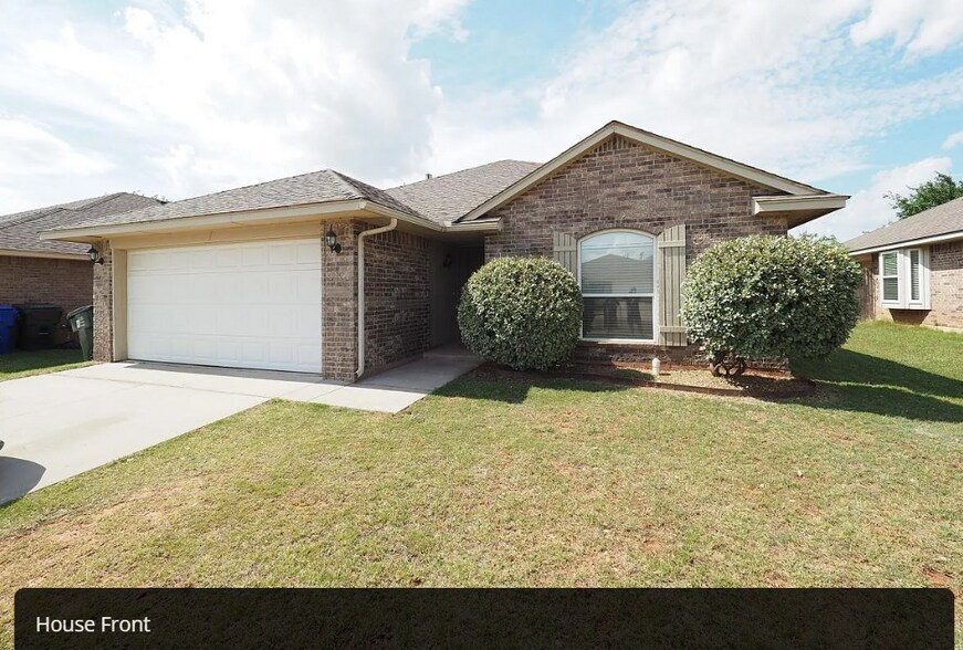 Building Photo - 233 Tecumseh Meadows Dr