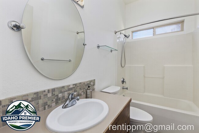 Building Photo - 3103 E Tybalt Ct