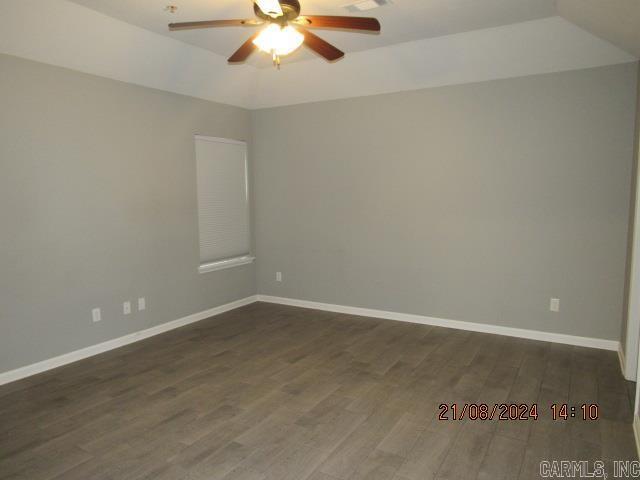 Building Photo - 1645 Sweetspire Dr