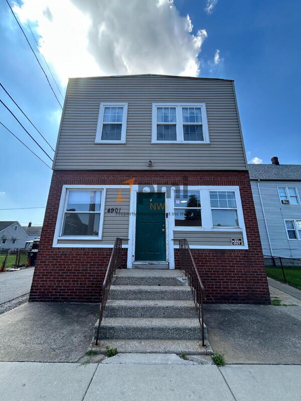 Primary Photo - 4901 Walsh Ave