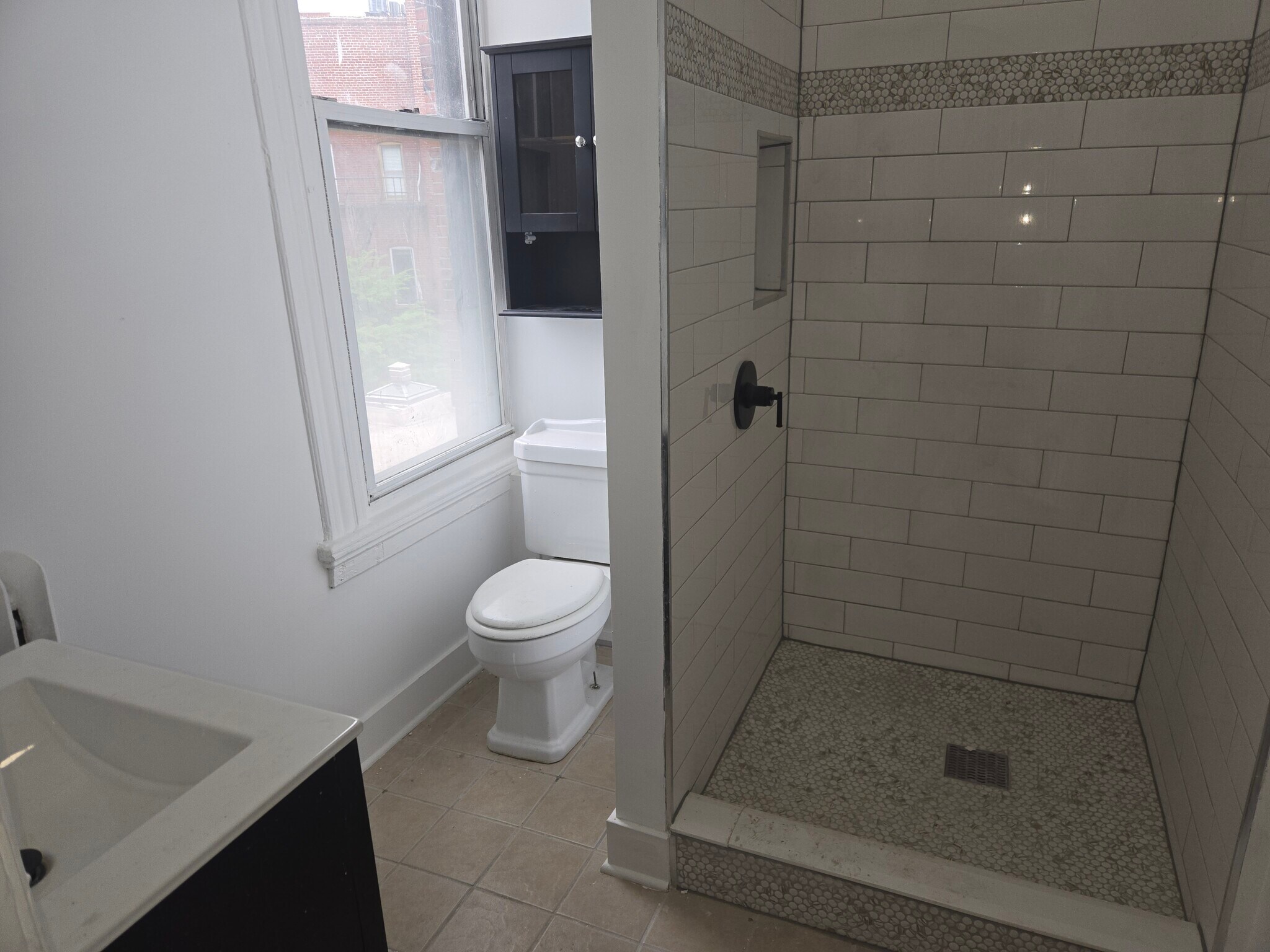 Building Photo - 359 Main St