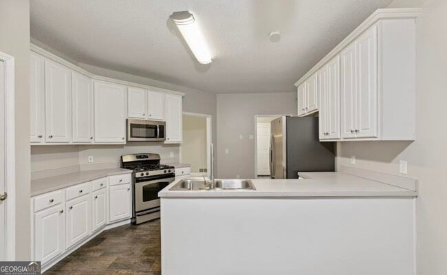 Building Photo - 61 Mulberry Pl