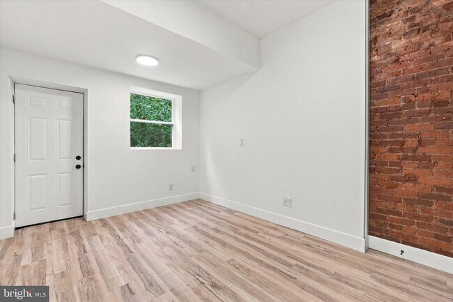 Building Photo - 4535 N Gratz St