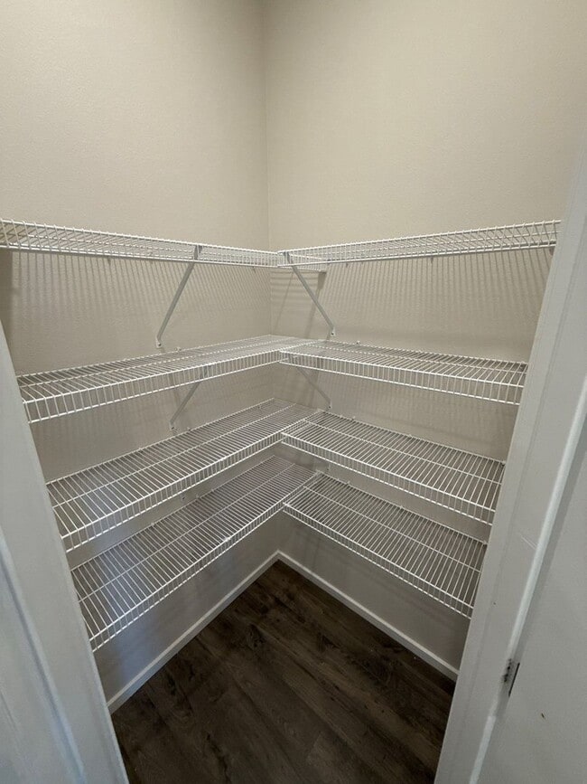 Building Photo - 4770 Daiquiri Ave NE