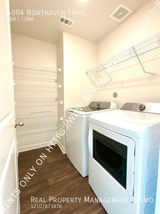 Building Photo - 4004 Northaven Trail