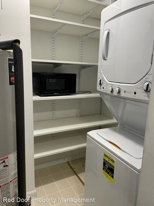 Building Photo - 2 br, 2 bath House - 1117 14th St. S Apt 2