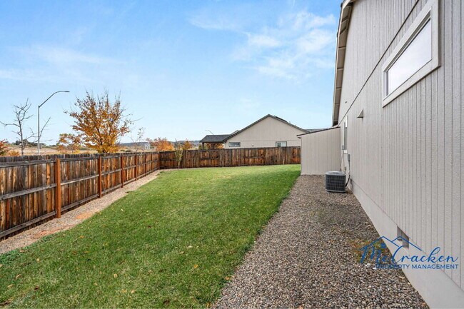 Building Photo - 3451 Durst St